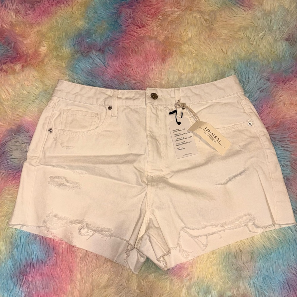 Forever 21 White Distressed Women Shorts Size 30